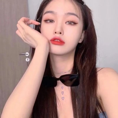 死对头破产后被我包养了